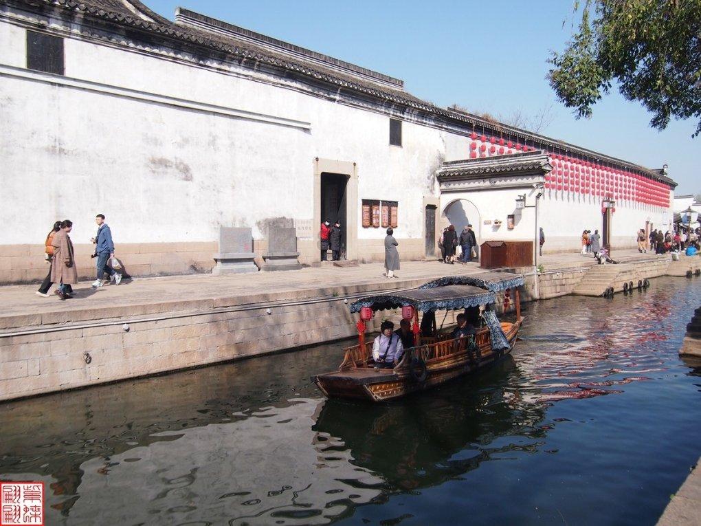 白色情人节：校园迷宫